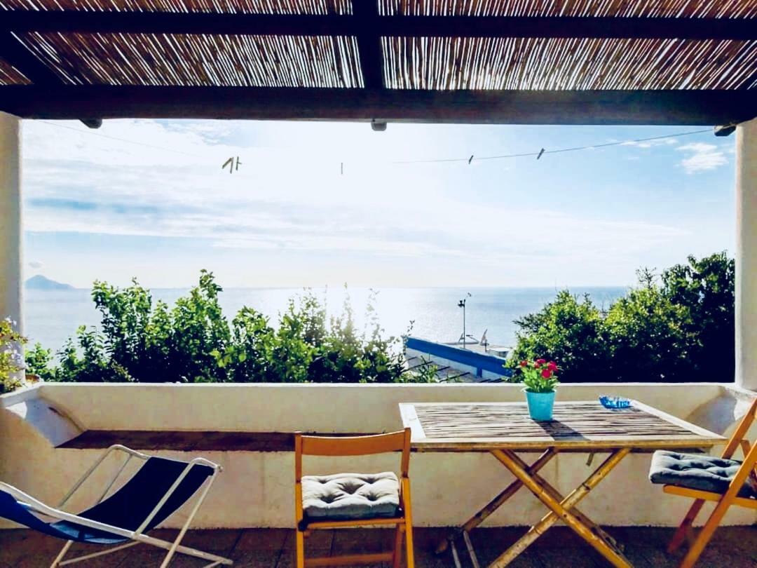Casa Mare Blu Hotel Ginostra ภายนอก รูปภาพ